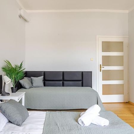 كراكوفيا Florianska Gate Luxury Apartments المظهر الخارجي الصورة