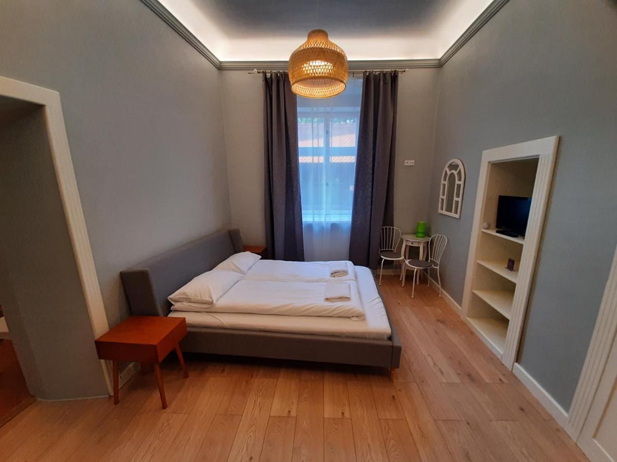 كراكوفيا Florianska Gate Luxury Apartments المظهر الخارجي الصورة