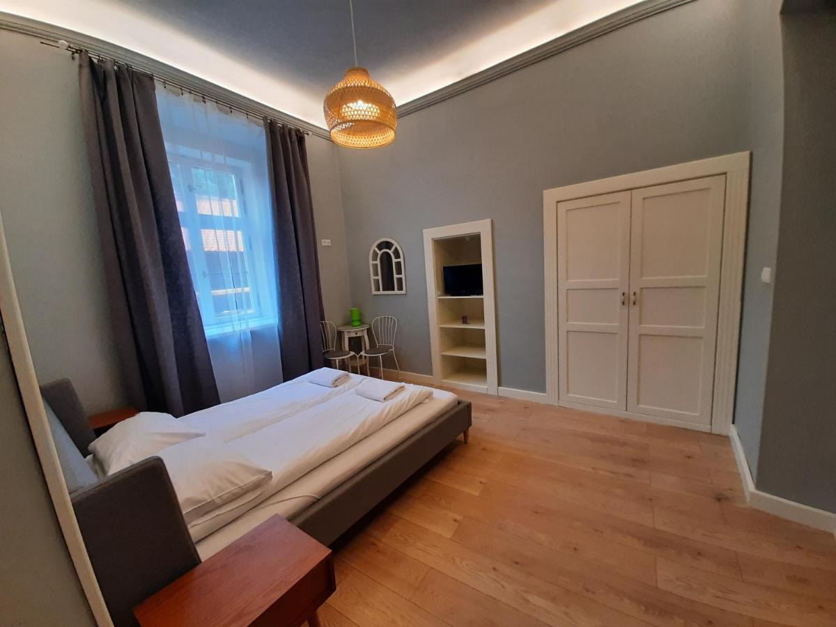 كراكوفيا Florianska Gate Luxury Apartments المظهر الخارجي الصورة