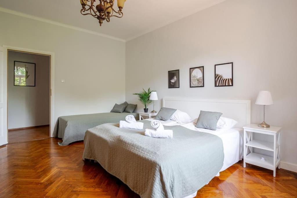 كراكوفيا Florianska Gate Luxury Apartments المظهر الخارجي الصورة