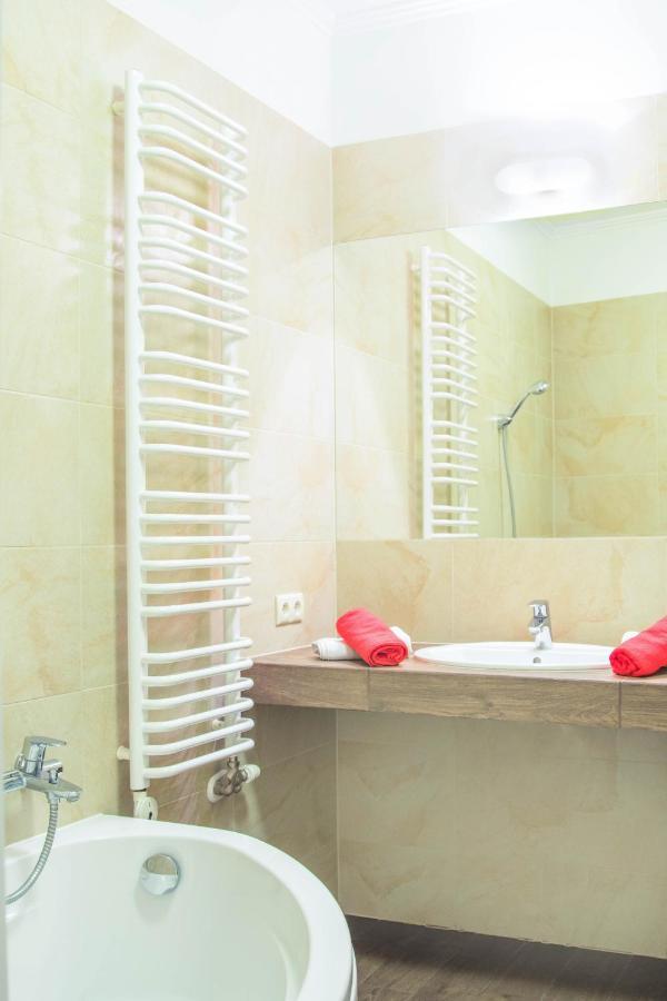 كراكوفيا Florianska Gate Luxury Apartments المظهر الخارجي الصورة
